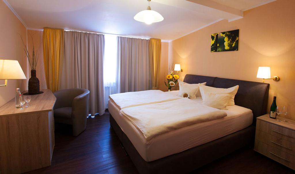 ארנסט Weinhotel Sonnenschein חדר תמונה